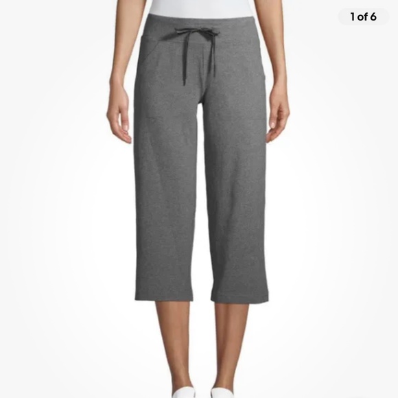 Athletic Works Women’s Heather Gray Athleisure Relaxed Fit Capris XXL/20 NEW - Picture 1 of 6